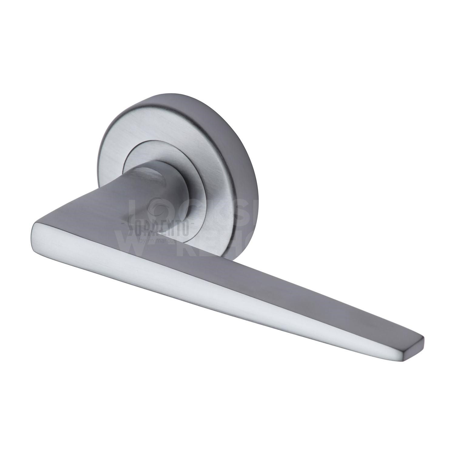 Swift Door Handle on Round Rose