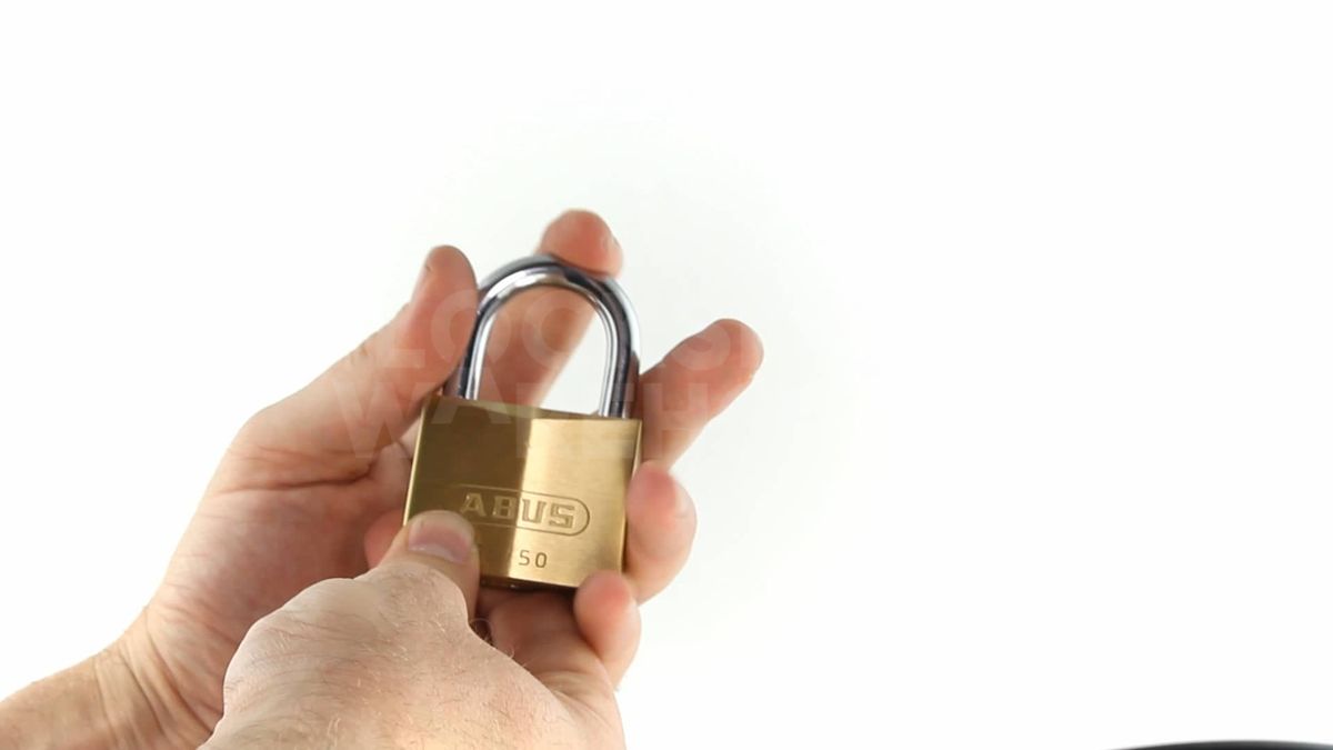 Gallery Video: ABUS 65/20 Brass Padlock