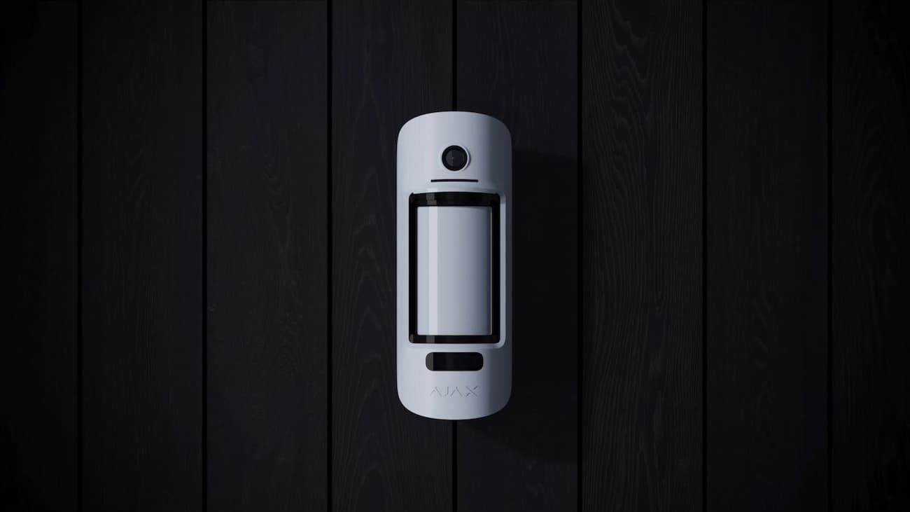 Alarm verification with photo in 9 seconds