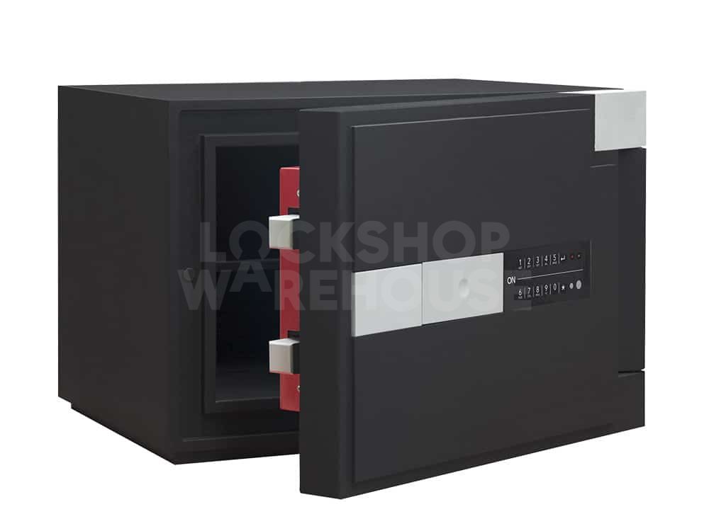 Burton Brixia Tre (Size 1)