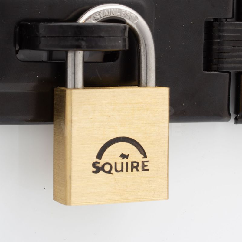 Gallery Image: Squire LN3S MARINE - 30mm - Brass Padlock Stainless Steel Shackle