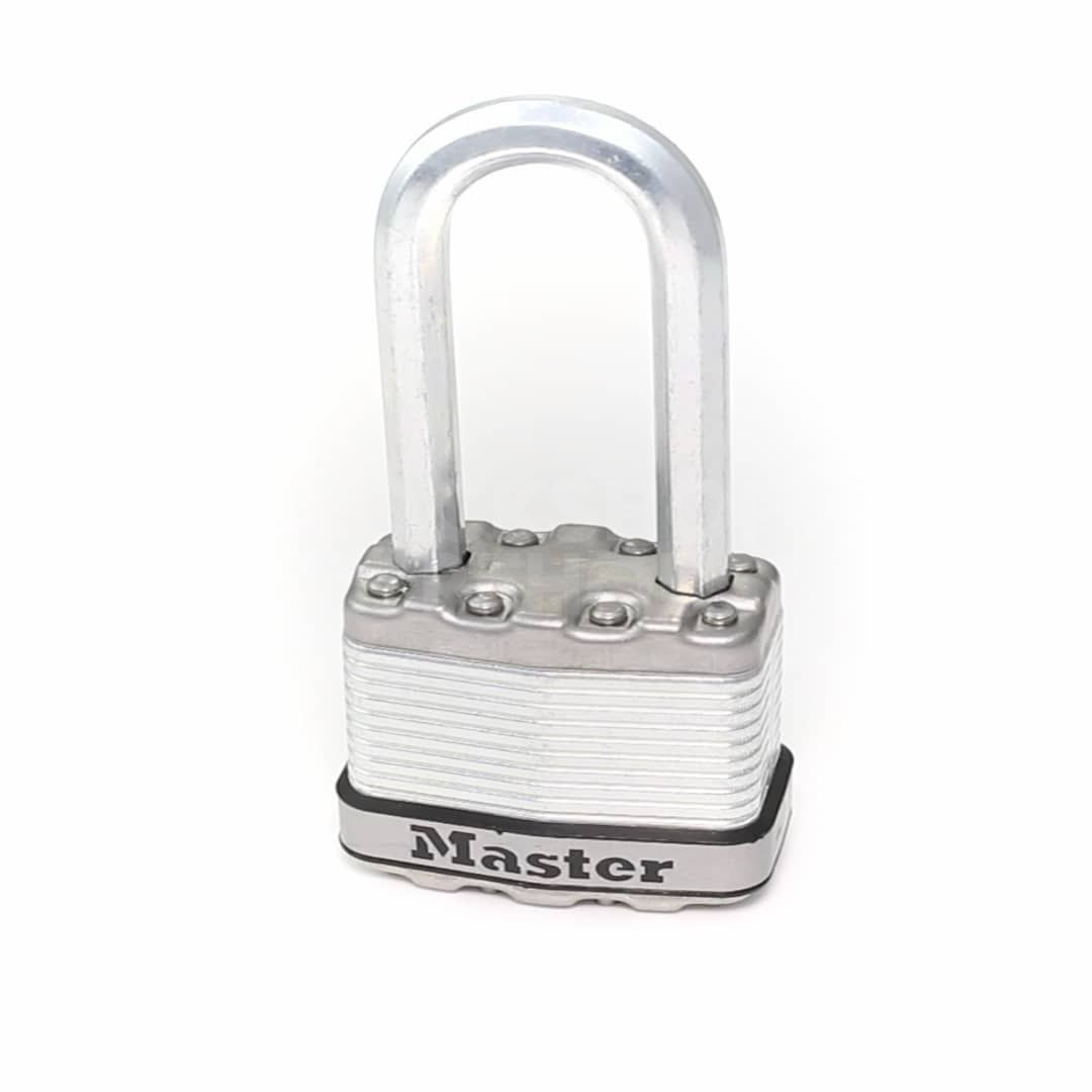 Gallery Video: Master Lock Excell Laminated padlock - 45mm - 51mm long shackle